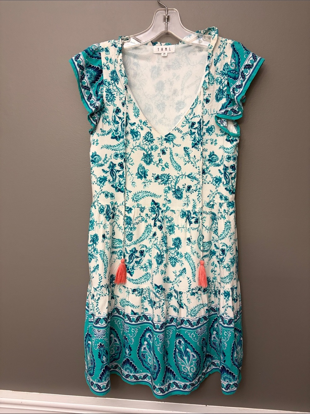 THML Cream & Teal Paisley V-Neck Midi Dress - Size XS